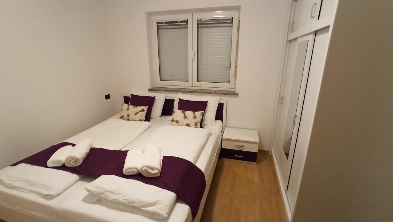 Apartma Apollonio Crni Kal Exterior photo