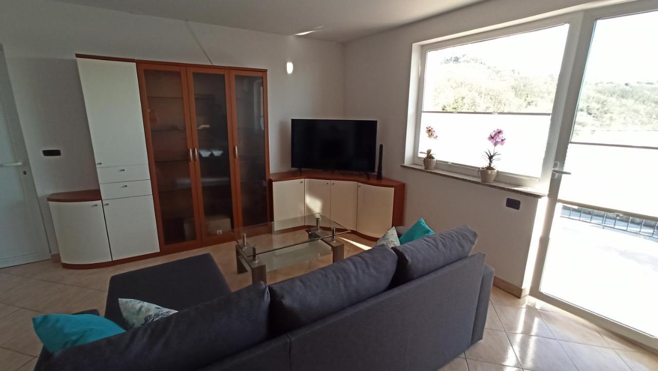 Apartma Apollonio Crni Kal Exterior photo
